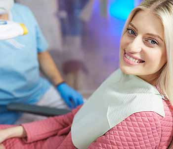 What does it mean to see a holistic dentist